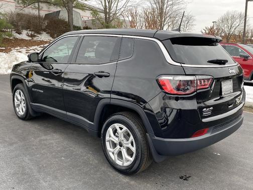 2025 Jeep Compass Sport