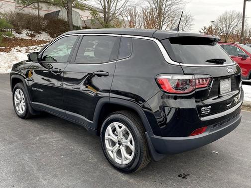 2025 Jeep Compass Sport