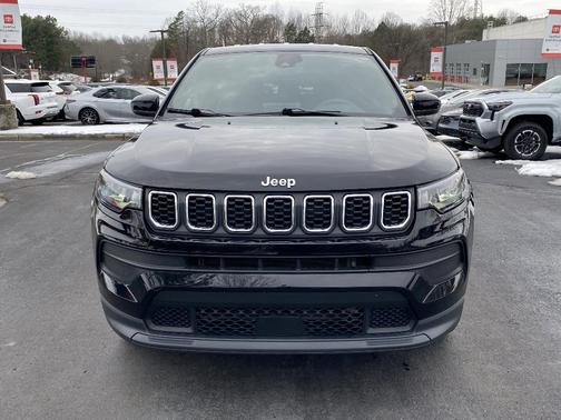2025 Jeep Compass Sport