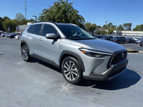 2022 Toyota Corolla Cross XLE
