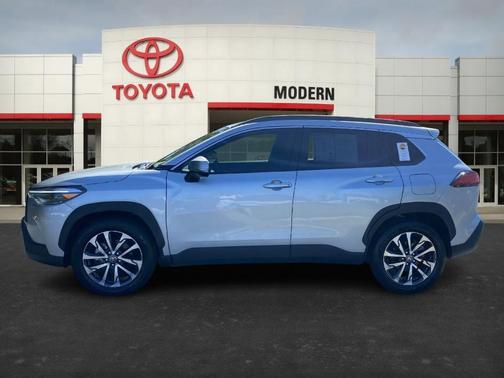 2022 Toyota Corolla Cross XLE