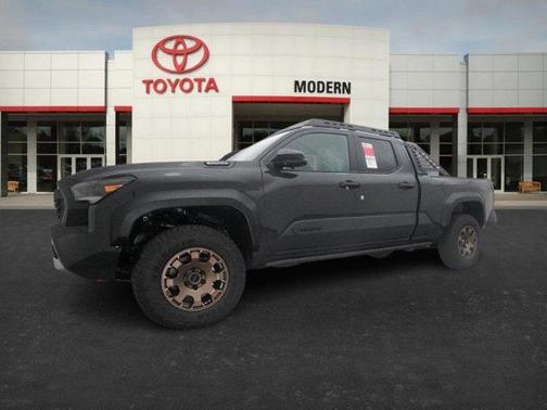 2025 Toyota Tacoma Hybrid Trailhunter