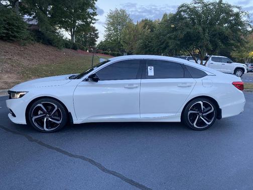 2022 Honda Accord Sport SE