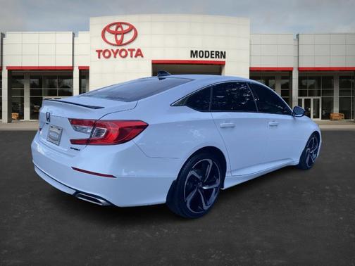 2022 Honda Accord Sport SE