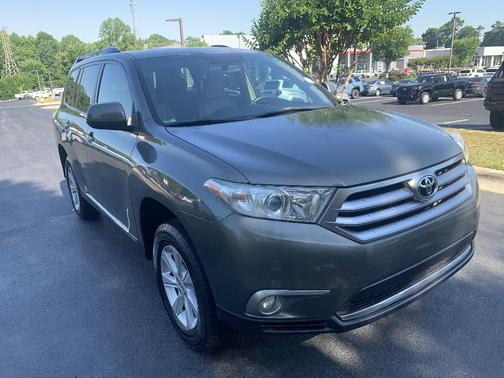 Green 2011 Toyota Highlander Base