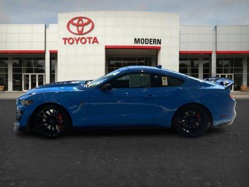 2022 Ford Shelby GT500 Base