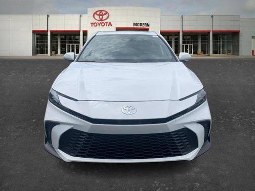 White 2025 Toyota Camry SE