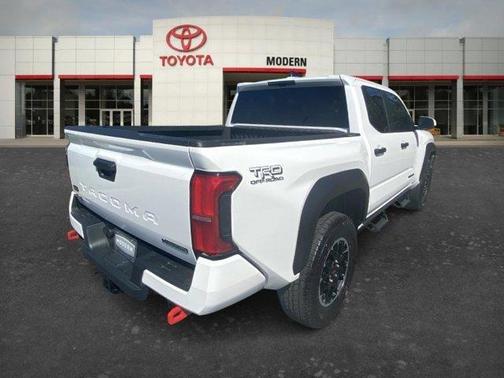 2025 Toyota Tacoma Hybrid TRD HYBRID