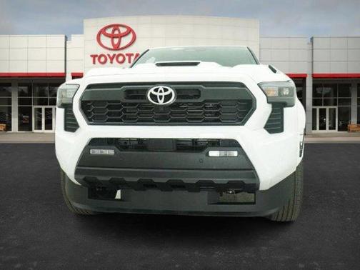 2025 Toyota Tacoma Hybrid TRD Sport
