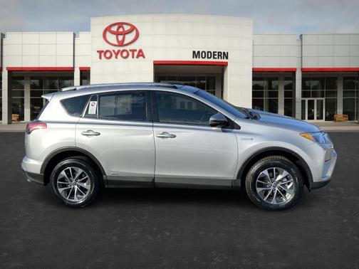 2016 Toyota RAV4 Hybrid XLE