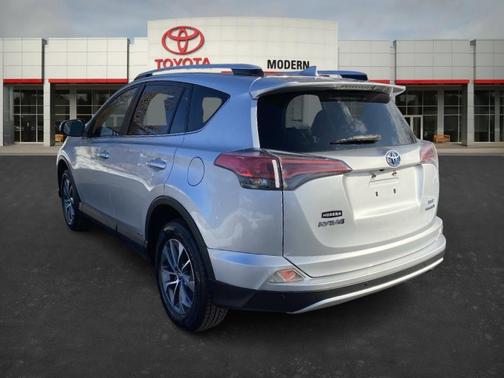 2016 Toyota RAV4 Hybrid XLE