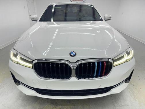 2021 BMW 530 i