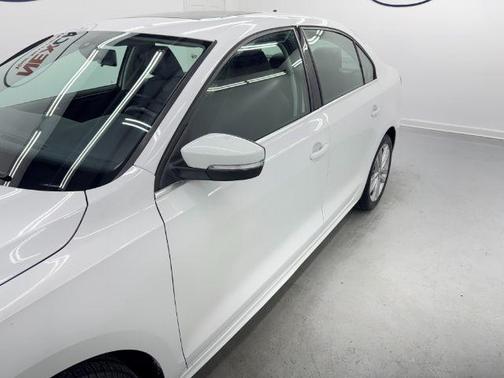 2017 Volkswagen Jetta 1.8T SEL