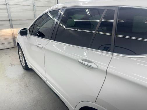 White 2019 Buick Envision Essence