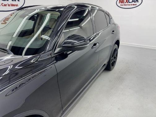 2019 Alfa Romeo Stelvio Ti