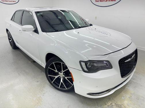 2022 Chrysler 300 S