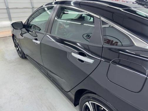 2017 Honda Civic Touring