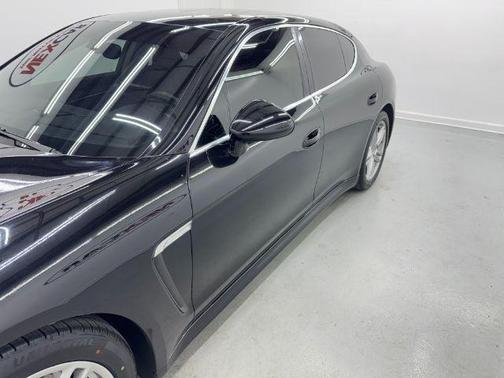 2011 Porsche Panamera S