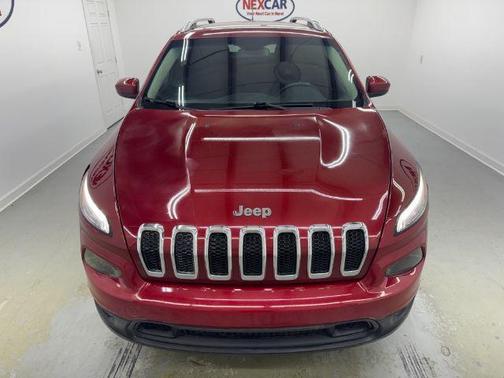 Red 2017 Jeep Cherokee Latitude