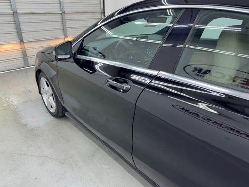 2017 Mercedes-Benz CLA 250 Base