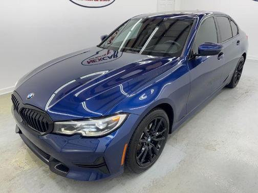 2019 BMW 330 i