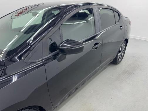 2020 Nissan Versa 1.6 SR