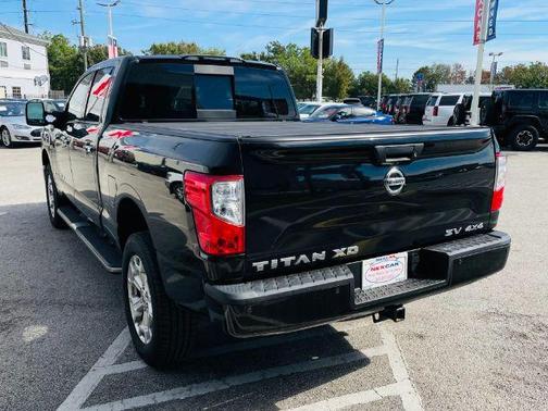 Magnetic Black 2018 Nissan Titan XD SV