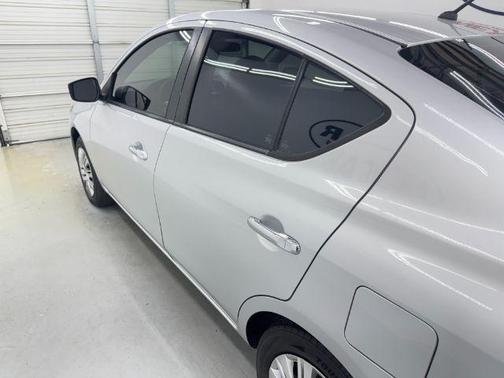 2015 Nissan Versa 1.6 SV