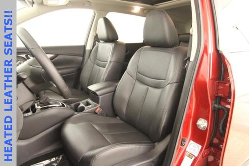 Photo 3 of 43 of 2020 Nissan Rogue SL