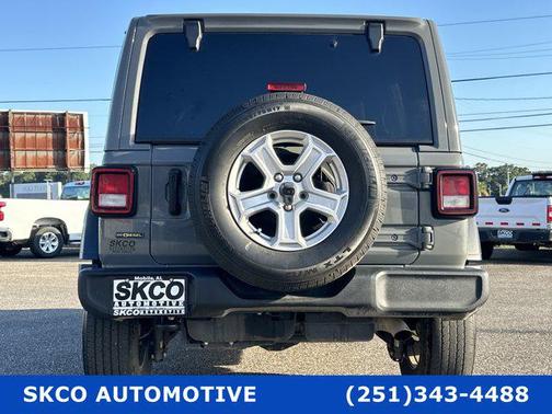 2022 Jeep Wrangler Unlimited Sport