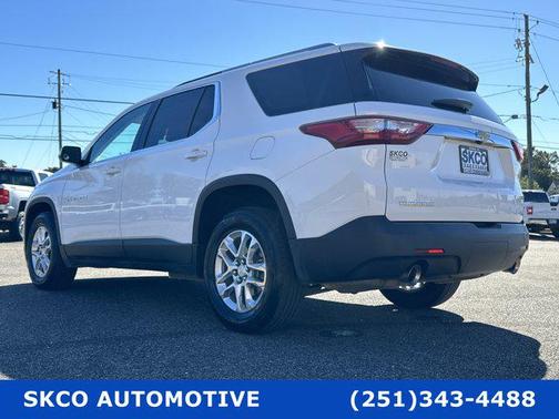 2018 Chevrolet Traverse LT Cloth