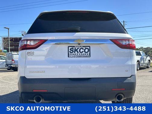 2018 Chevrolet Traverse LT Cloth