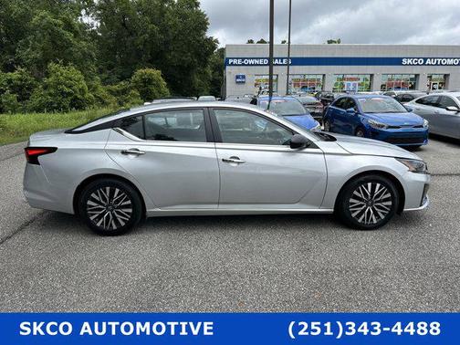 2023 Nissan Altima 2.5 SV