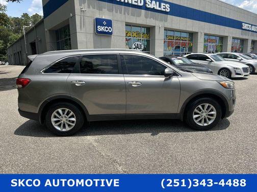 2017 Kia Sorento LX