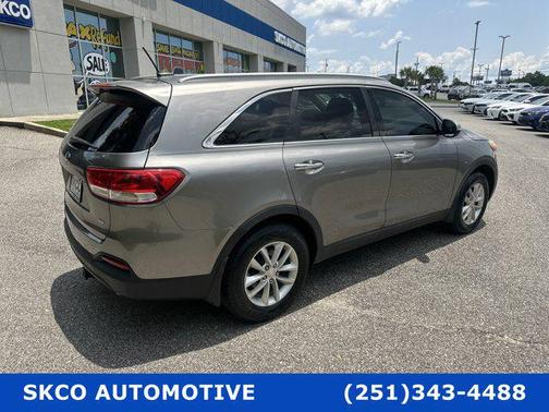 2017 Kia Sorento LX