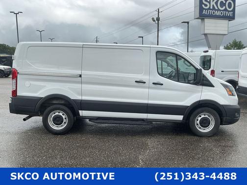 Oxford White 2020 Ford Transit-250 Base