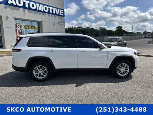 2022 Jeep Grand Cherokee L Laredo