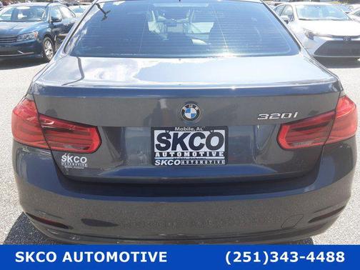 2018 BMW 320 i