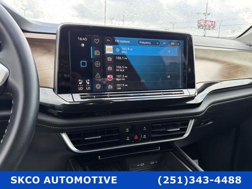 Gray 2025 Volkswagen Atlas 2.0T SE w/Technology 4MOTION