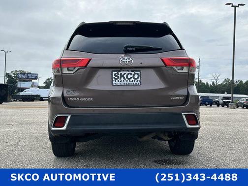 2017 Toyota Highlander Limited