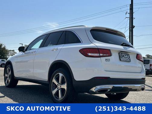 2016 Mercedes-Benz GLC 300 Base