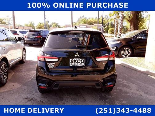 Photo 4 of 40 of 2020 Mitsubishi Outlander Sport SE