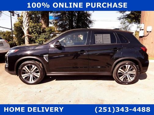 Photo 2 of 40 of 2020 Mitsubishi Outlander Sport SE