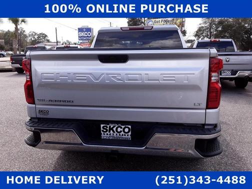 Photo 4 of 34 of 2020 Chevrolet Silverado 1500 LT