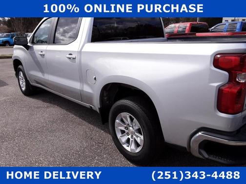 Photo 3 of 34 of 2020 Chevrolet Silverado 1500 LT