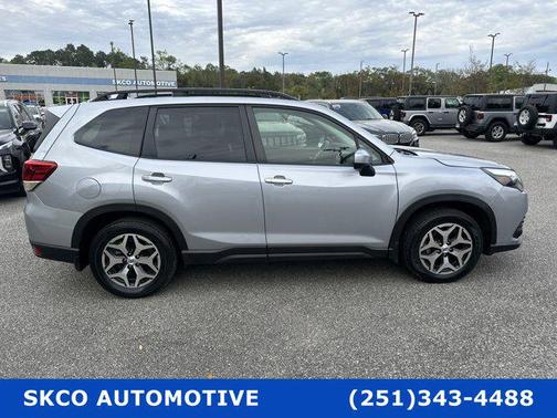 2022 Subaru Forester Premium