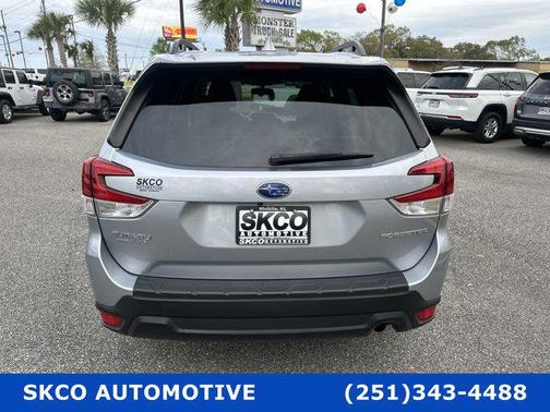 2022 Subaru Forester Premium