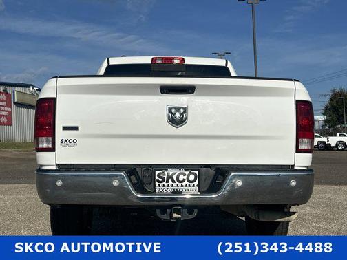 2016 RAM 1500 SLT
