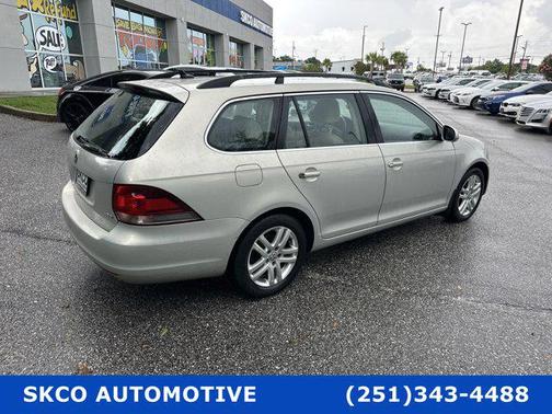2011 Volkswagen Jetta SportWagen TDI
