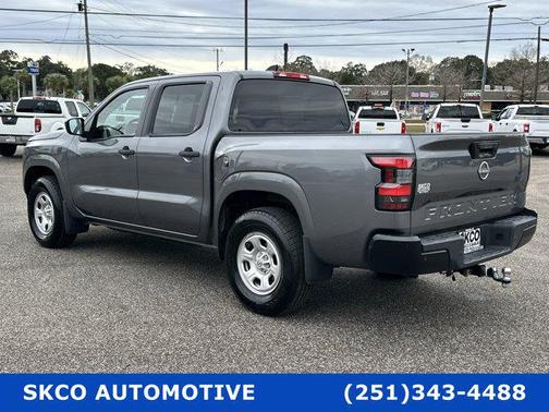 2022 Nissan Frontier S